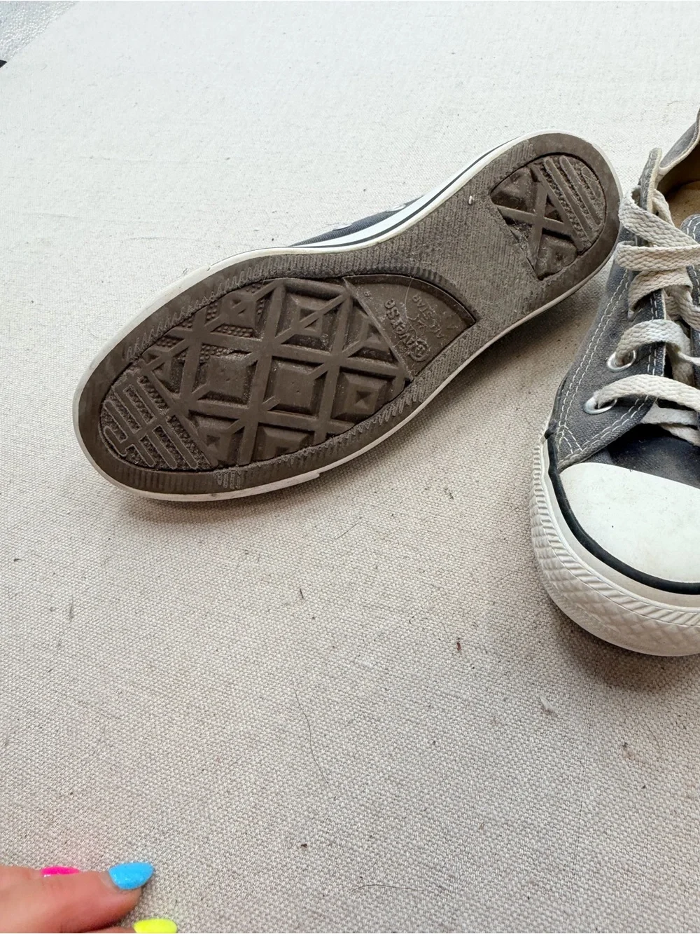 Converse  Low Top Sneakers in Gray and White